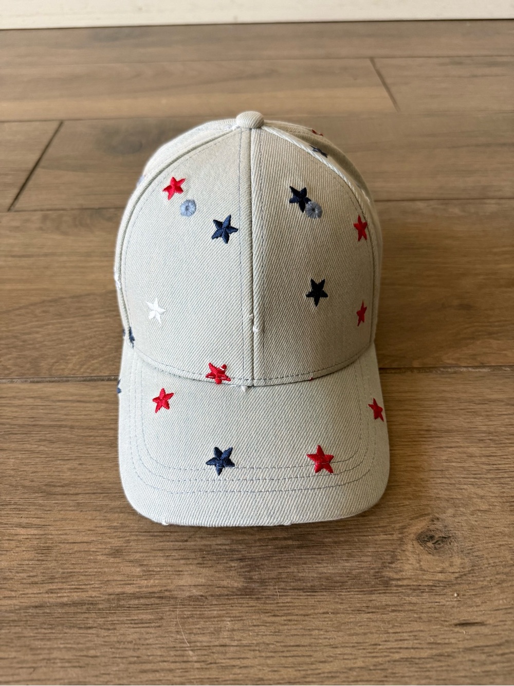 NWOT Natural Reflections Star Embroidered Baseball Cap - Red, Navy, White Stars